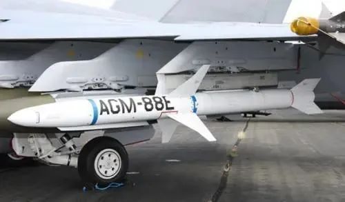 軍工裝備關(guān)鍵材料:先進(jìn)陶瓷材料如何搶占制高點(diǎn)插圖1 軍工裝備關(guān)鍵材料:先進(jìn)陶瓷材料如何搶占制高點(diǎn)插圖1