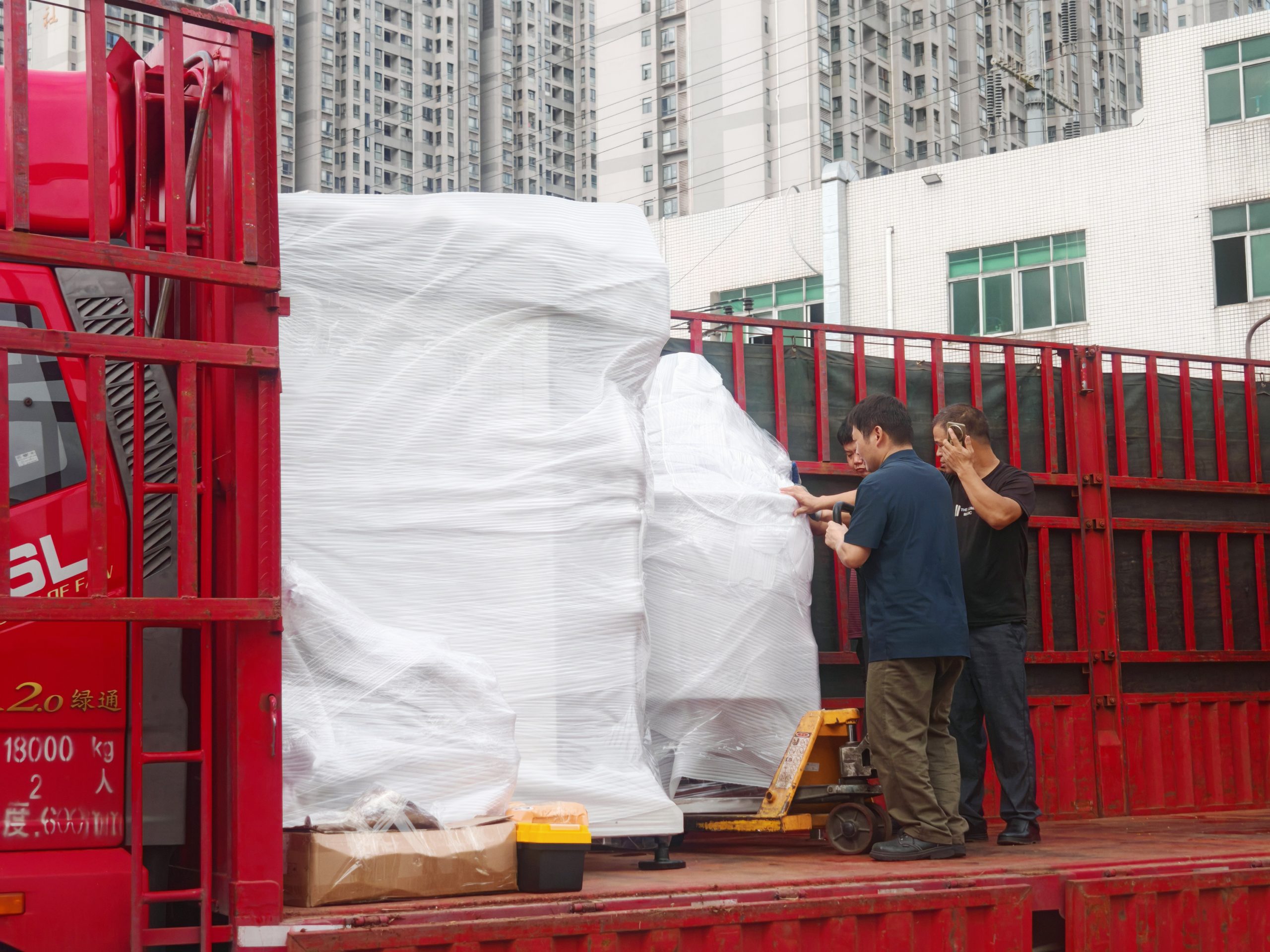 叁星飛榮立式砂磨機助力碳化硅材料高效研磨，今日成功交付！插圖6